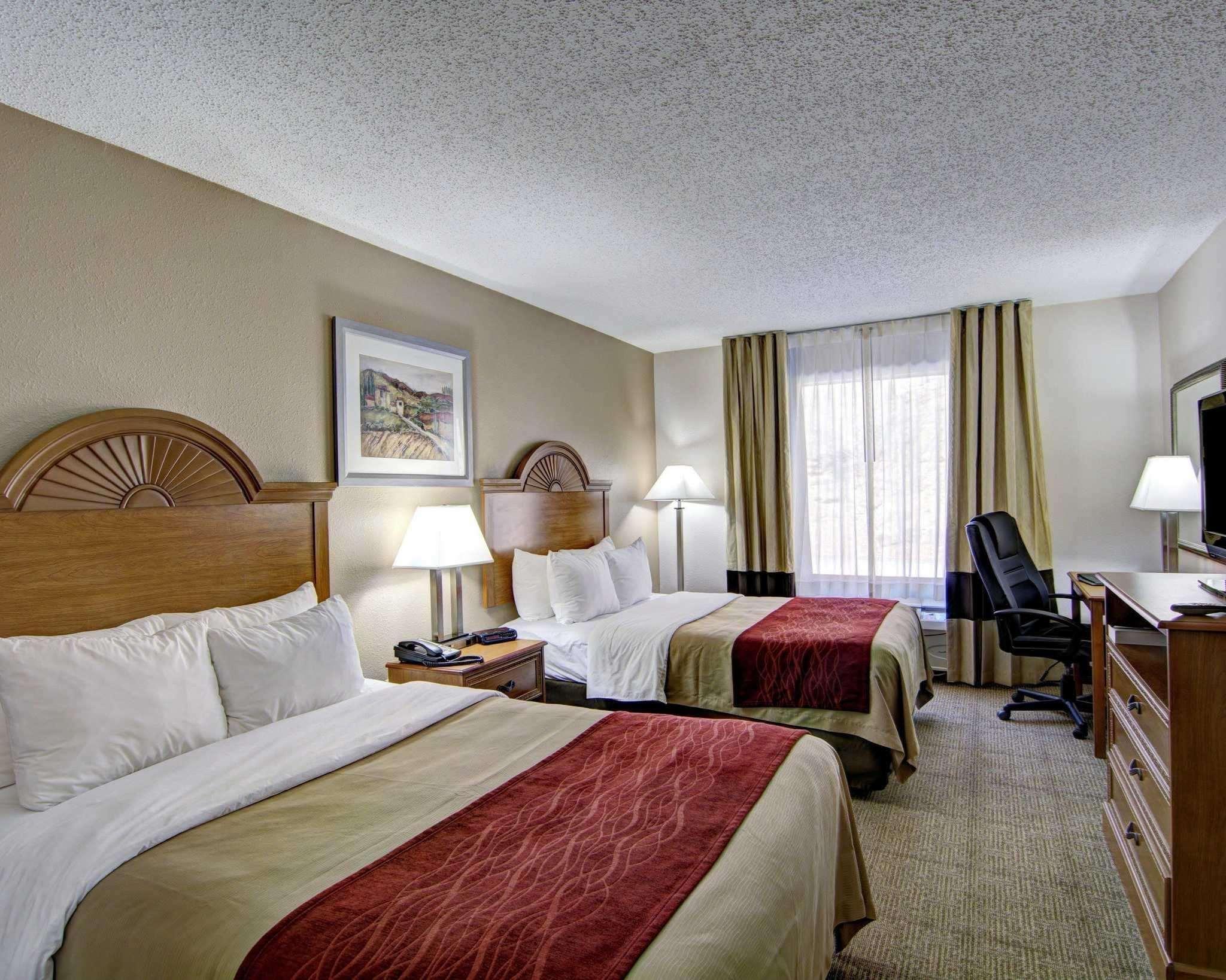 Clarion Pointe Beckley Hotel Exterior foto