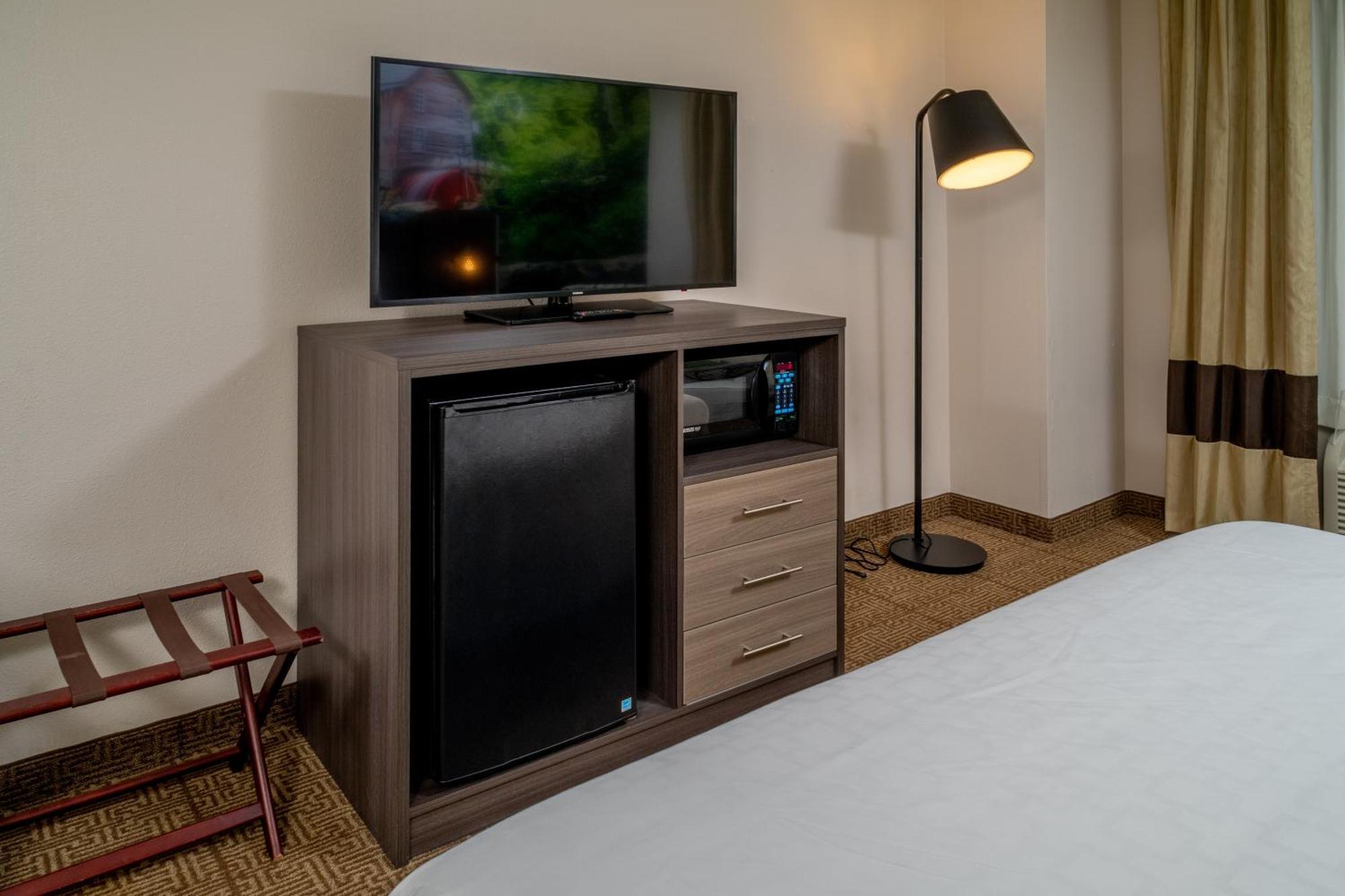 Clarion Pointe Beckley Hotel Quarto foto